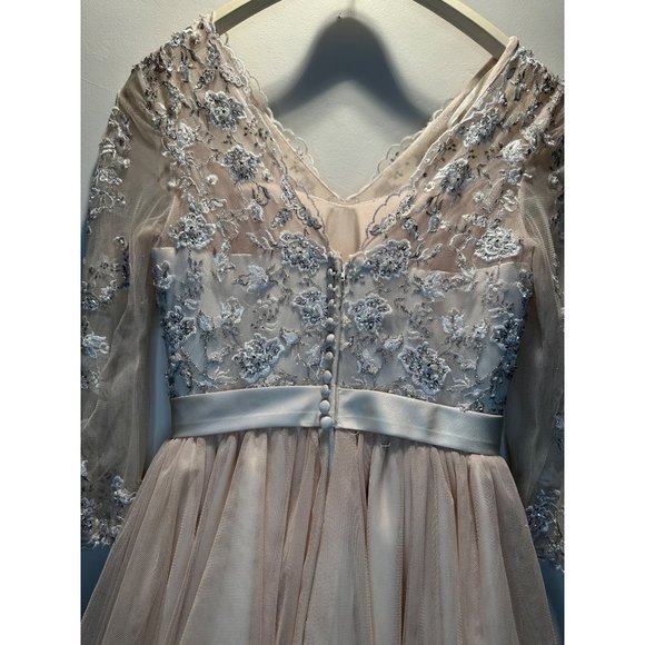 Ivory Hand embroidered sequins A-line V-neck Puffy Long Tulle wedding dress Sz 6 - Picture 6 of 14